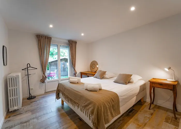 Lulli - Spacieux En Rez De Jardin דירה *