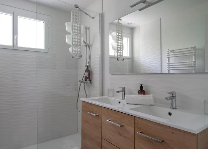 Lulli - Spacieux En Rez De Jardin * ארסשון